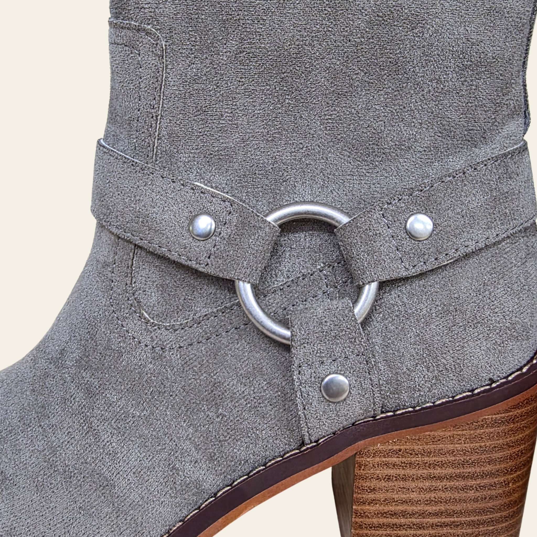 Oasis Society • CAMERON • Gray Suede Chelsea Boot