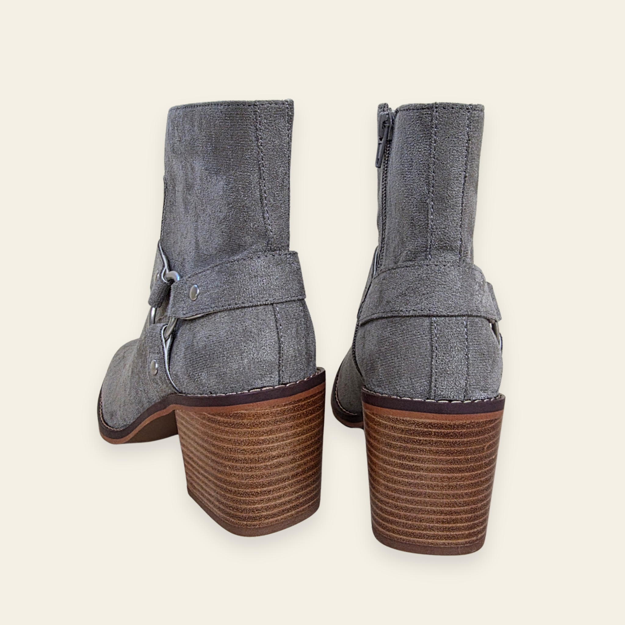 Oasis Society • CAMERON • Gray Suede Chelsea Boot