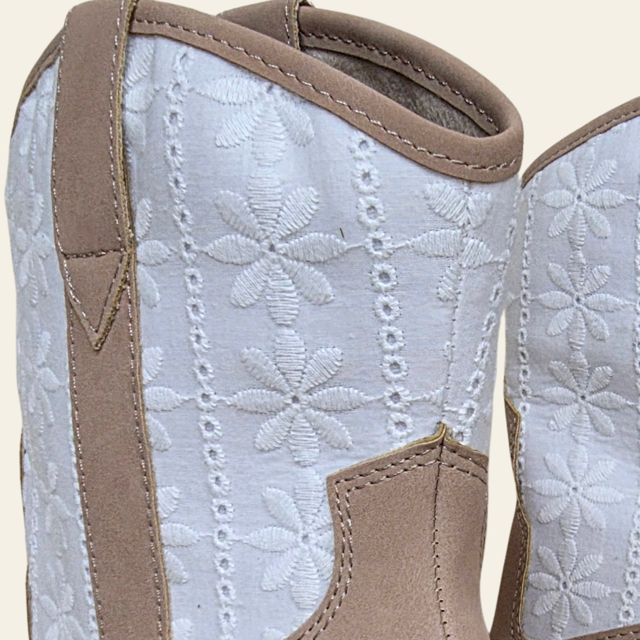 Oasis Society • SUTTON • Floral Embroidery Western Ankle Boot
