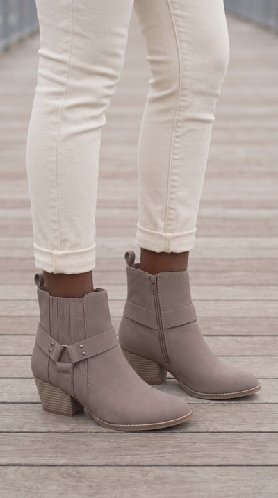 Model wearing Caleb boot in Cedar Wood color