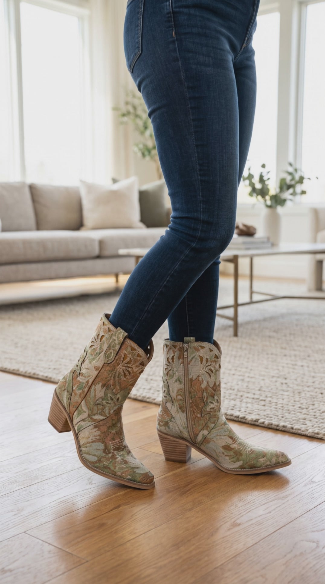 tapestry boots on model moving